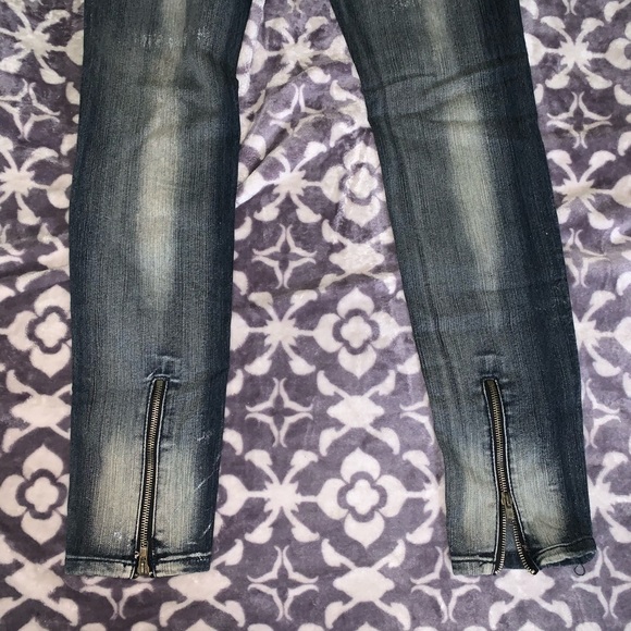 Jeans - Picture 5 of 5